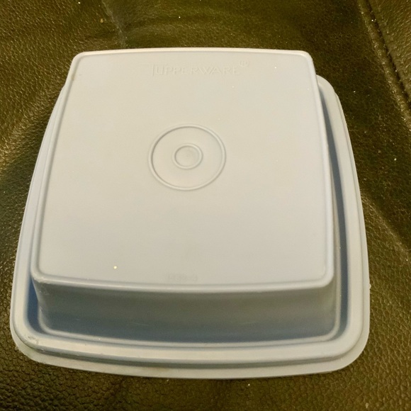 Tupperware - Picture 3 of 4